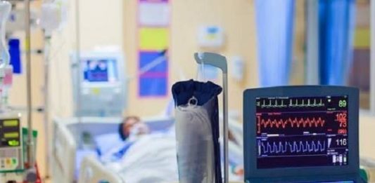 ‘40% das pessoas que vão para a UTI acabam morrendo’, alerta Vilas-Boas