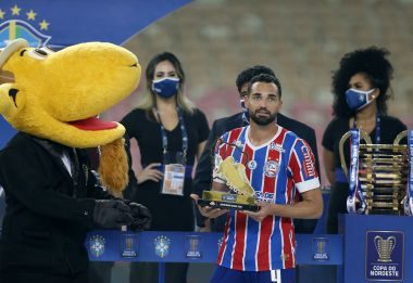Gilberto completa 150 jogos pelo Bahia diante do Montevideo City Torque