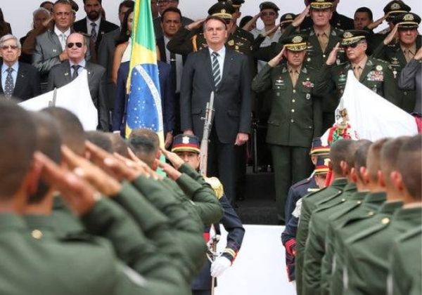bolsonaro-militares-forças-armadas