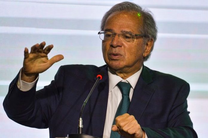 paulo-guedes-telebrasil_mcamgo_abr_280620221818-10