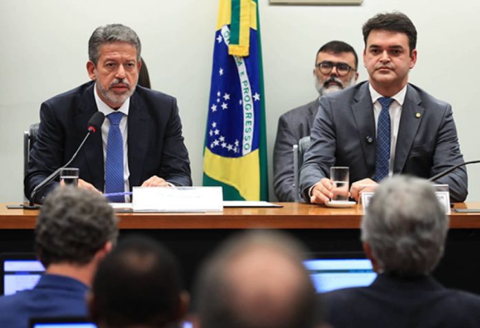 arthur-lira-e-rubens-pereira-jr_lula-marques_agencia-brasil-900x615