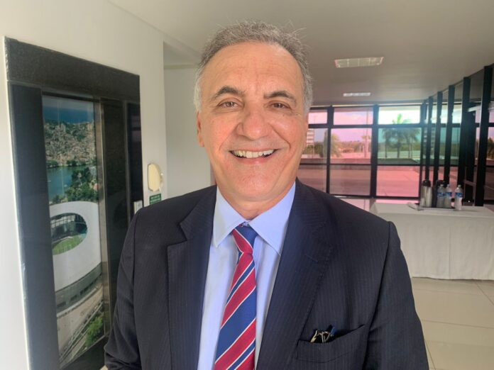 Conselheiro-do-Tribunal-de-Contas-dos-Municipios-TCM-BA-Nelson-Pelegrino-Flavio-Sande_Politica-Livre