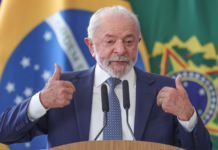 Lula avalia não comparecer ao primeiro debate presidencial